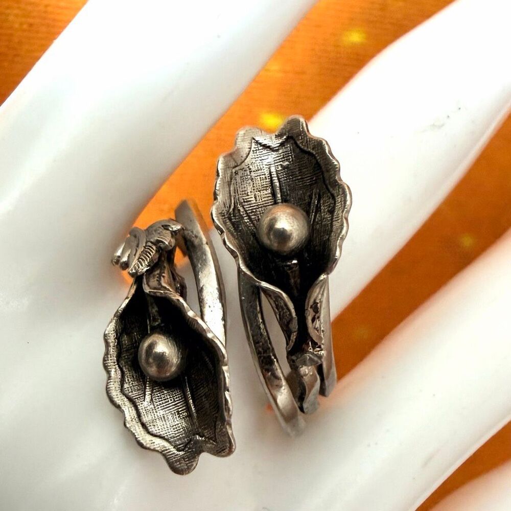 Vintage Double Calla Lily Silver-Tone Bypass Ring